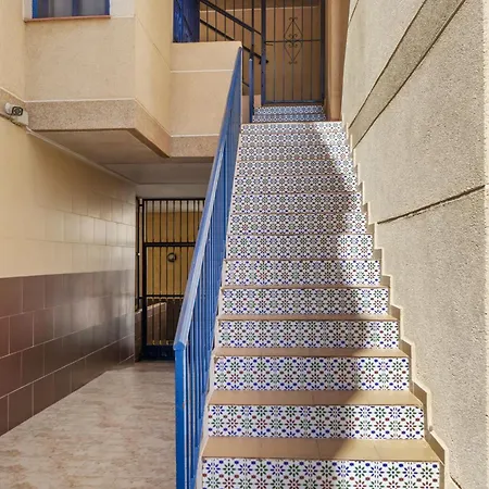 A Spacious And Cozy Apartment. 아파트