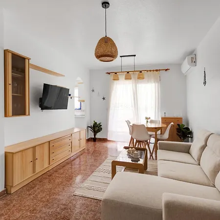 A Spacious And Cozy Apartment. Apartment Torrevieja